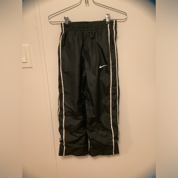 Nike wind pants - Picture 1 of 2